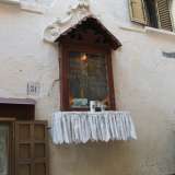 Una delle opere del pittore barese Michele Montrone. E' ubicata in Strada Tancredi e rappresenta Cristo in croce con ai piedi la Madonna, la Maddalena e san Giovanni Evangelista